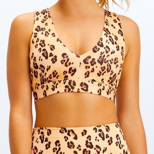 On the Go Midi Medium-Impact Sports Bra XL Desert Leopard